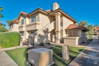 Building Photo - REMODELED/FURNISHED 1 Bed Condo in PRIME L...