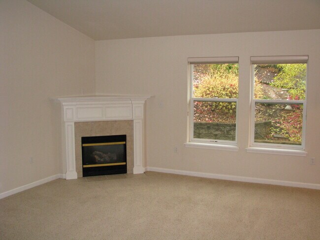 Building Photo - 5373 Snowflake St SE