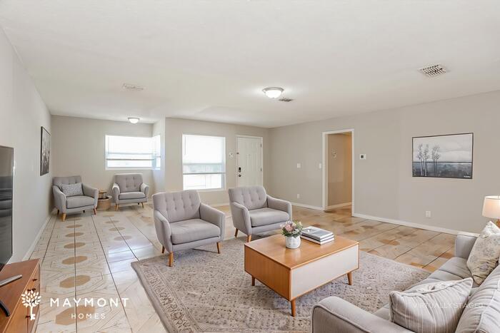 Building Photo - 6308 Merrill Rd