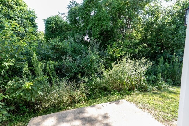 Building Photo - 1704-1706-1706 Juniper Dr