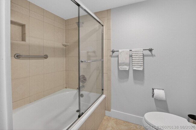 Building Photo - 4748 S Ocean Blvd