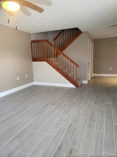 Building Photo - 3253 SW Sunset Trace Cir