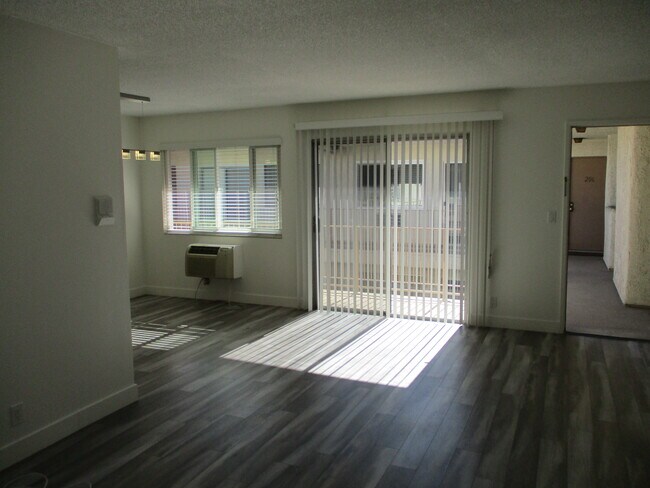 Building Photo - 3625 Glendon Ave