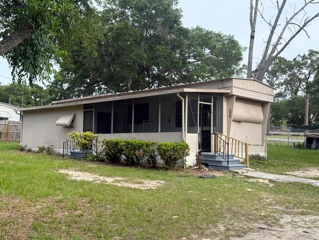 Building Photo - 9920 SE 119th Ln