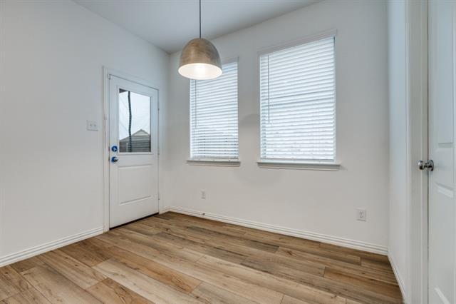 Building Photo - 7936 Lindheimer Ln