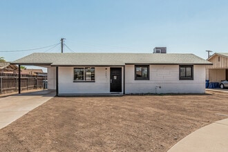Building Photo - 4641 S 17th Pl