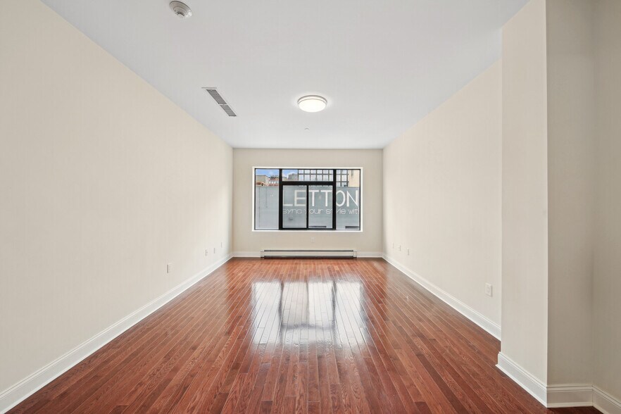 Building Photo - 62 N 9th St