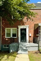 Building Photo - 107 Upmanor Rd