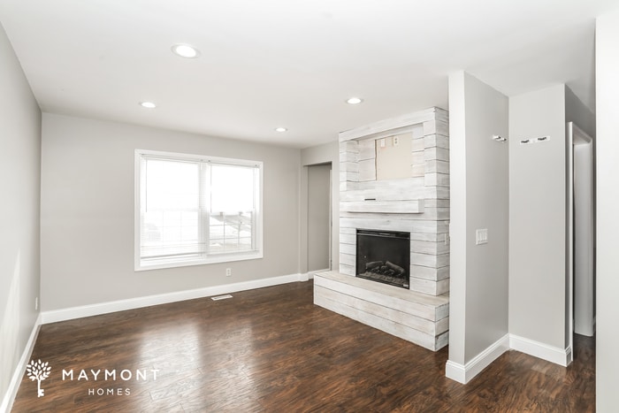 Building Photo - 4534 Hanover Dr