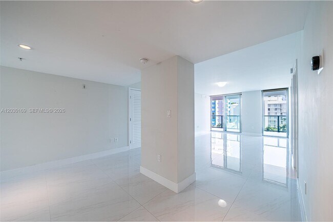 Building Photo - 1133 102nd St