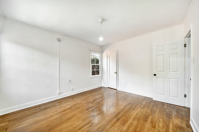 Bedroom 2 - 815 N Curson Ave