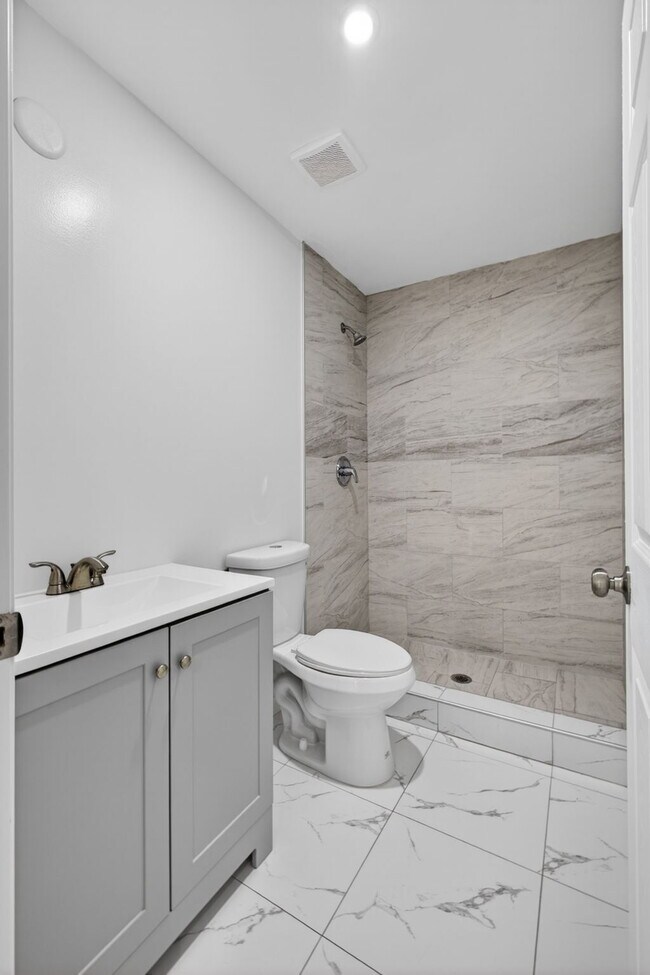 Building Photo - 3255 Avenue J