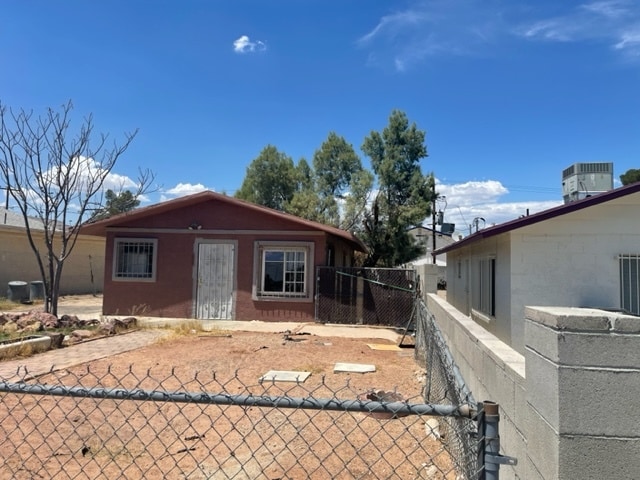 Building Photo - 1212 Hassell Ave