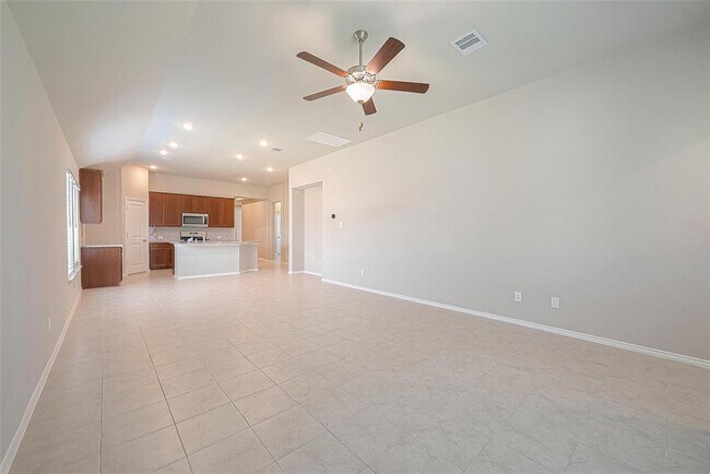 Building Photo - 10439 Shining Dawn Wy