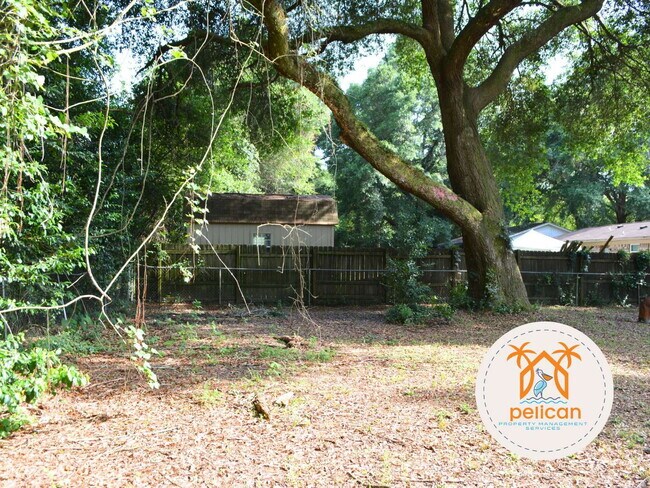 Building Photo - Charming 3-Bedroom Ranch with Shaded Backy...