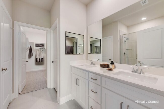 Building Photo - 3212 Lucia Wy