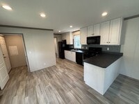 Building Photo - 261 Cambridge Dr