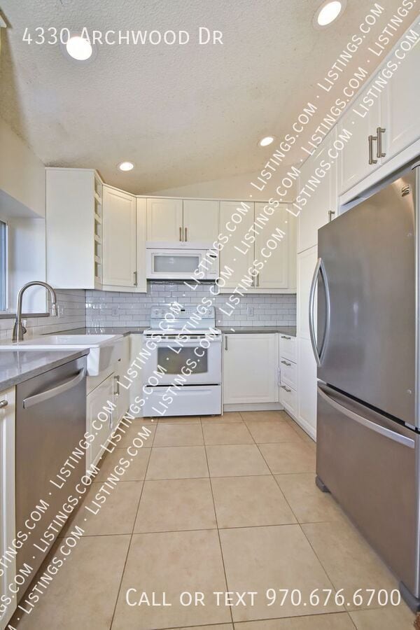 Building Photo - 4330 Archwood Dr