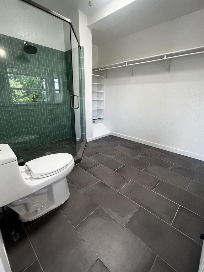 Building Photo - 11935 Sapota Dr