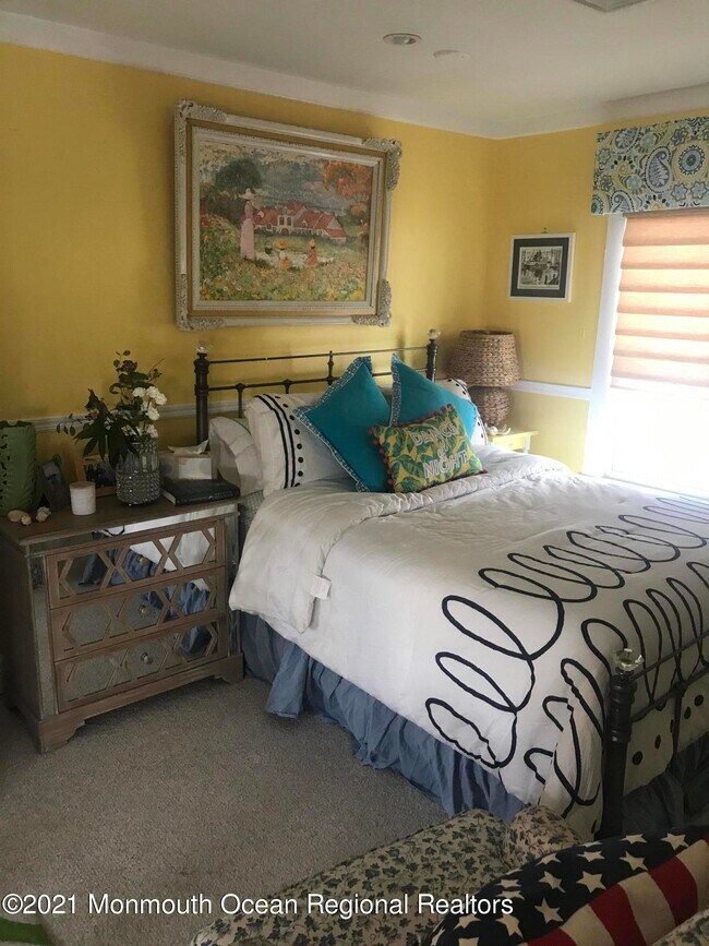 Building Photo - 24 Embury Ave