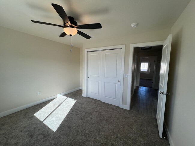 Building Photo - Brand New Home!