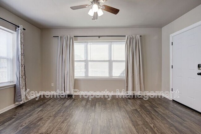 Building Photo - 2325 NW 12th St