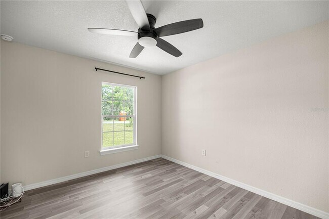 Building Photo - 2868 SW 165th Pl