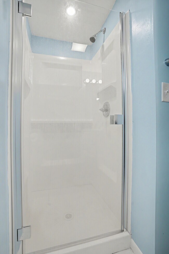 Building Photo - 6520 S 070 E