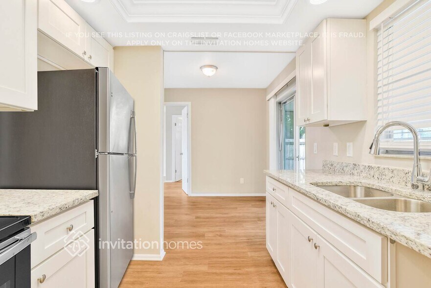 Building Photo - 5722 Starbright Dr