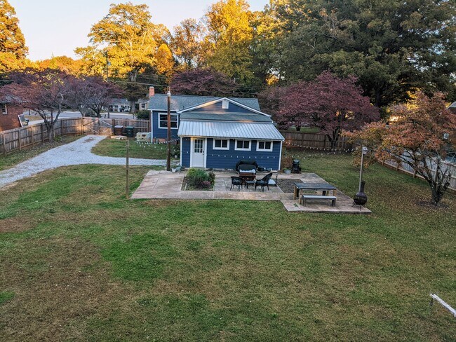 Building Photo - 3501 Yanceyville St
