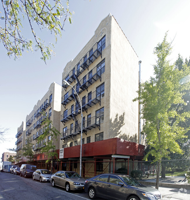 Bryant Mews Senior Residence - 1690-1700 Bryant Ave Bronx NY 10460 ...