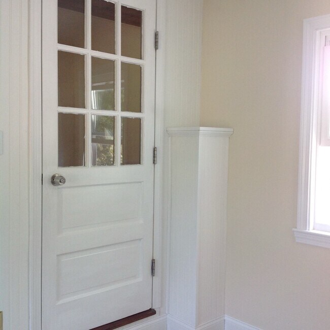 Building Photo - 53 Winthrop Ave