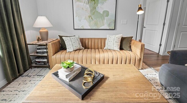 Building Photo - 2546 Perimeter Pointe Pkwy