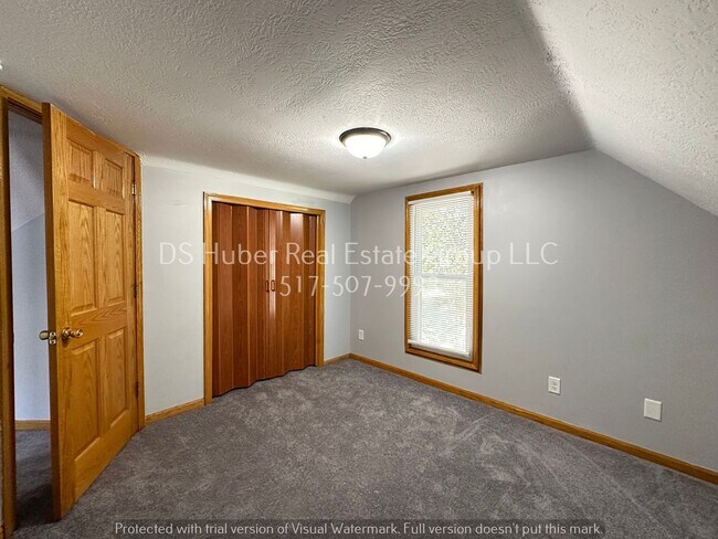 Building Photo - 1226 Clark St