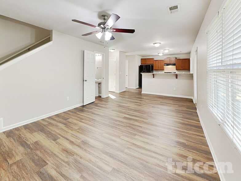 Building Photo - 4748 Brewer Dr