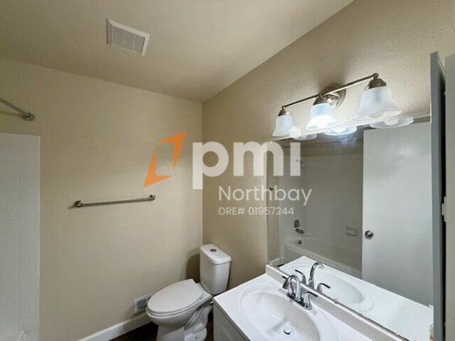 Building Photo - 3212 Niagara Way