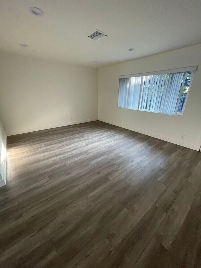 Living Room - 4530 Orin Ave