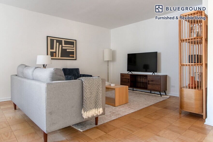 Building Photo - 315 East 86th St