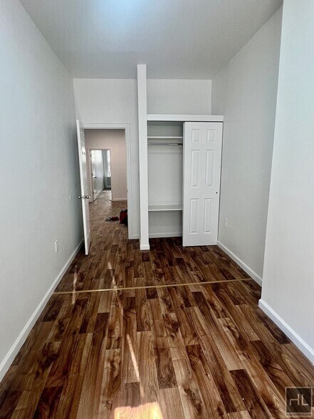 Building Photo - 3BR 1BA Sunny & Renovated w/ Shared Backyard In Flatbush