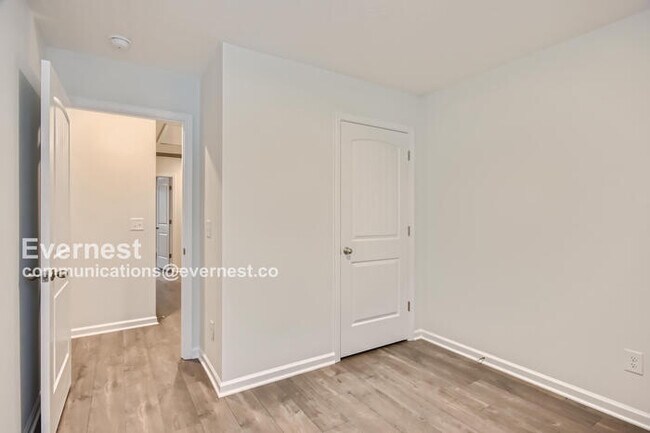 Building Photo - 229 Ansley Wy