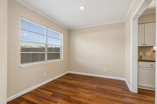 Building Photo - 20361 Fieldtree Dr