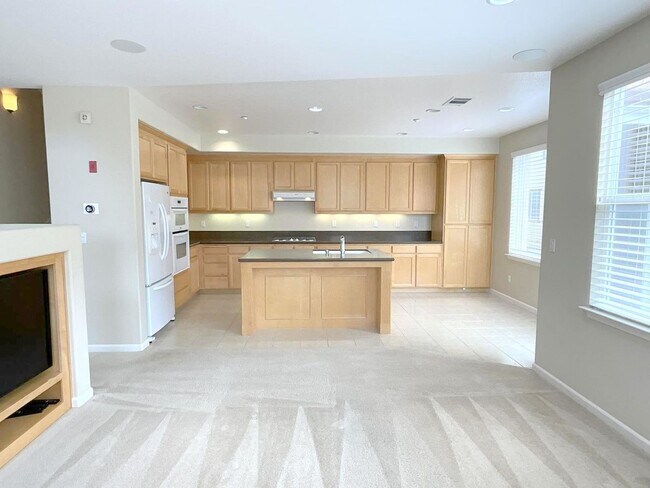 Building Photo - 6319 Byron Ln