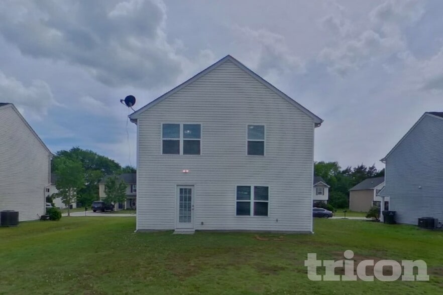 Building Photo - 528 Gentle Breeze Ln