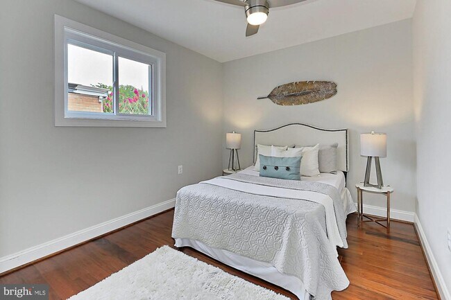 Bed 2 - 7409 9th St NW
