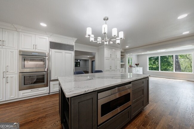 Building Photo - 459 Atlanta Country Club Dr