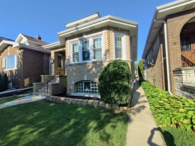 Building Photo - 3108 N 78th Ct