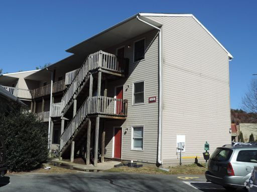 Building Photo - New River Farms Apartments