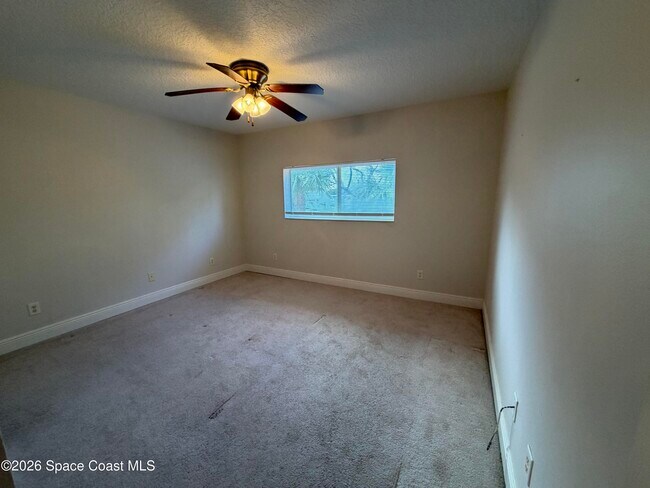 Building Photo - 131 Manny Ln