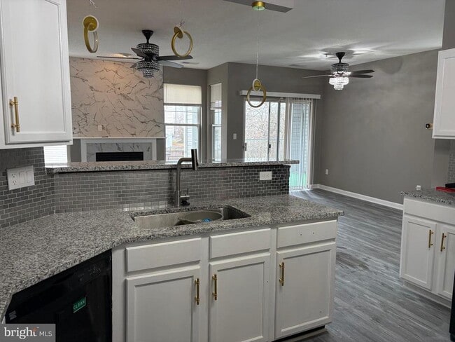 Building Photo - 7416 Hindon Cir