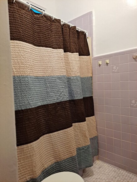 Building Photo - 93-02 202nd St